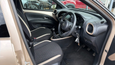 Toyota Aygo X 1.0 VVT-i Edge 5dr Petrol Hatchback